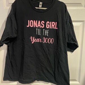 Black Graphic Tee - Jonas Girl